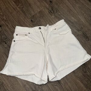 Abercrombie High Rise Dad Short